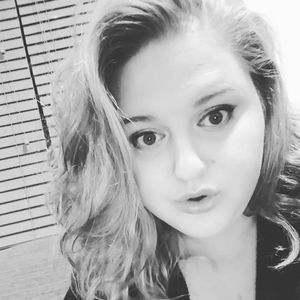 Meet your Posher, Whitney